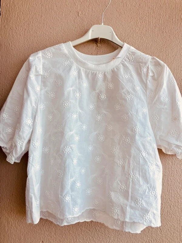 NIEUWE Witte Blouse met Borduurwerk - Een Maat – photo 3